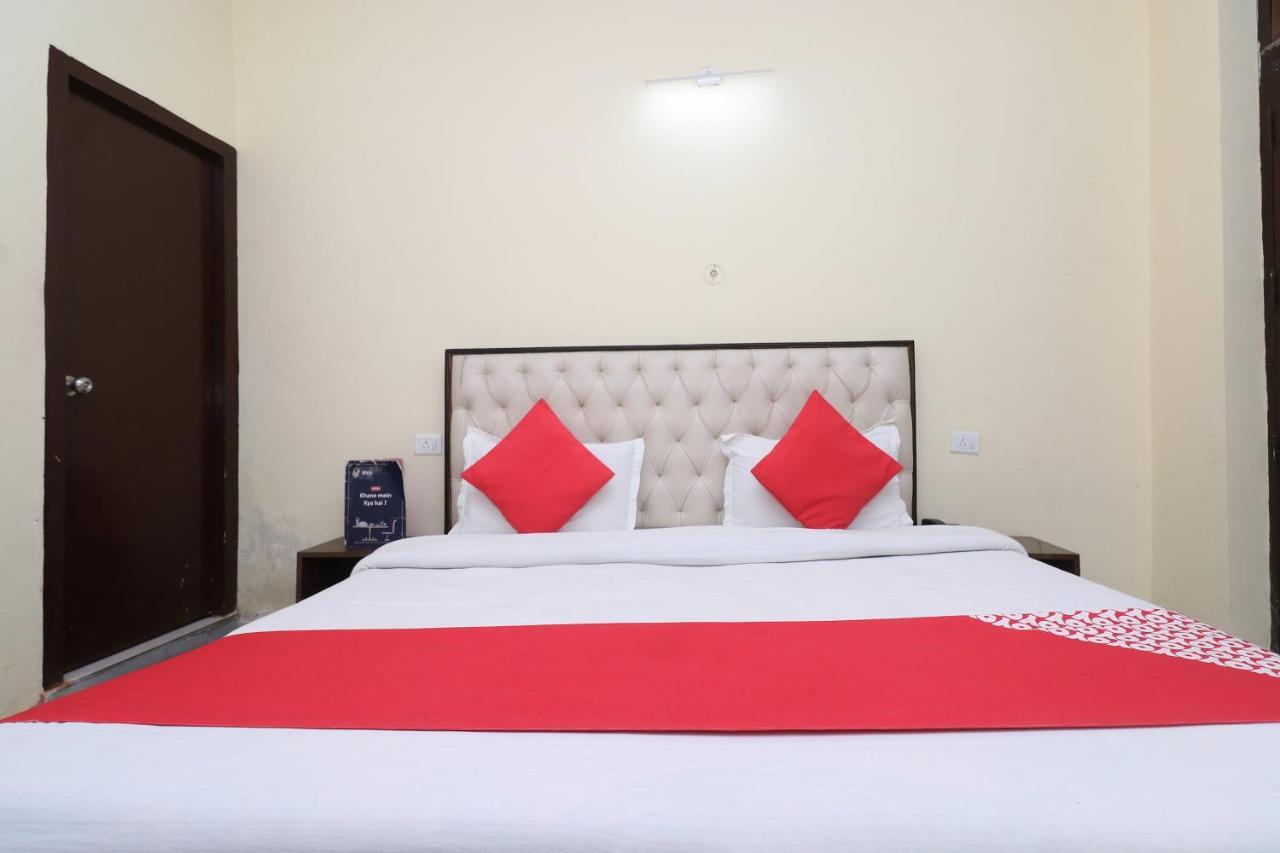 Oyo Hotel Ayaan Bareilly Εξωτερικό φωτογραφία