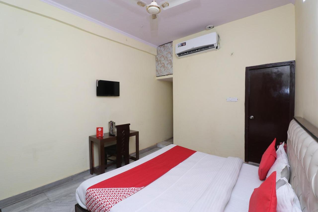 Oyo Hotel Ayaan Bareilly Εξωτερικό φωτογραφία